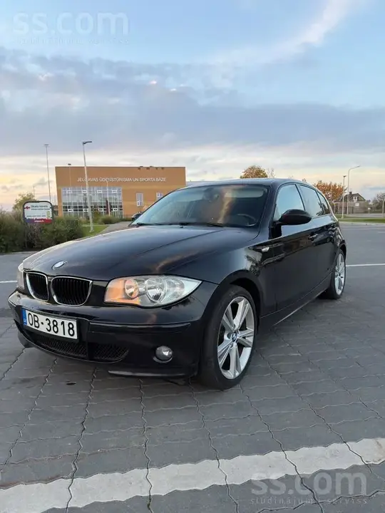 BMW 118 2006 photo 4