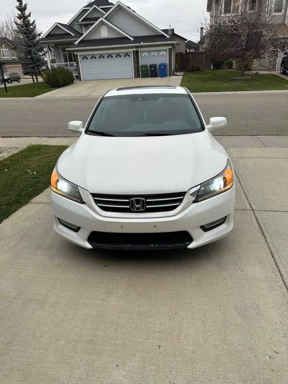 Honda Accord 2013 photo 2