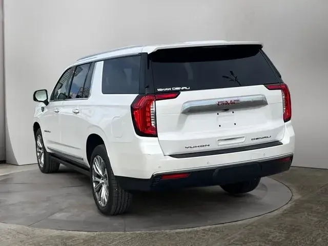GMC Yukon Xl 2023 photo 3