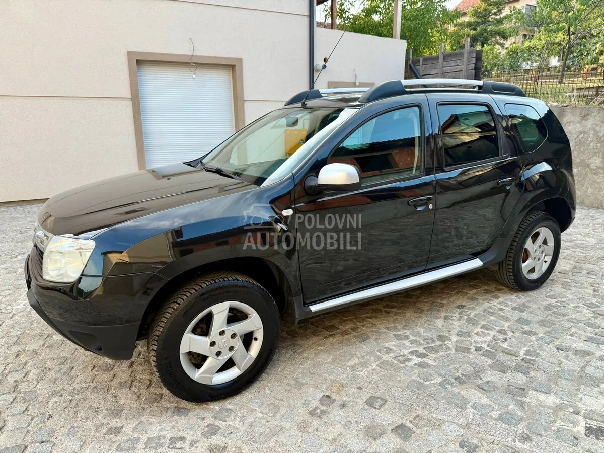 Dacia Duster 2010 photo 5