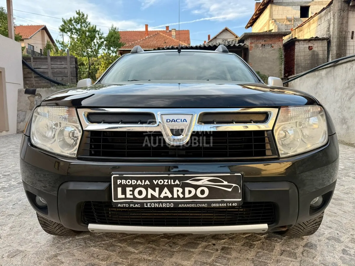 Dacia Duster 2010 photo 2