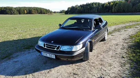 Saab 900 1996 photo 2