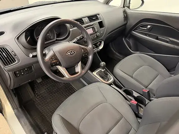 Kia Rio 2012 photo 5