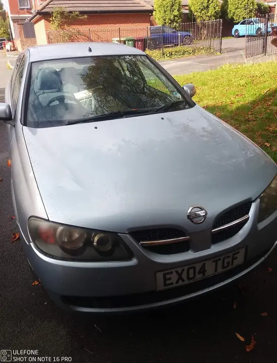 Nissan Almera