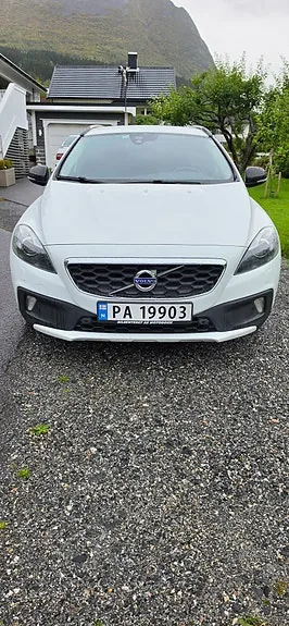 Volvo V40 Cross Country 2013 photo 3
