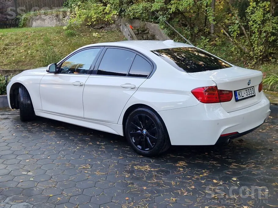 BMW 320 2014 photo 2