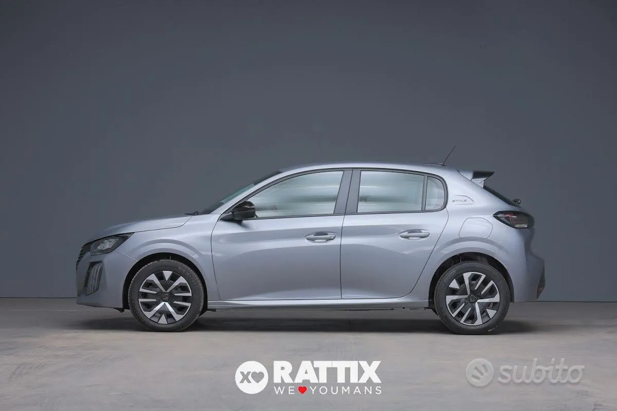 Peugeot 208 2025 photo 2