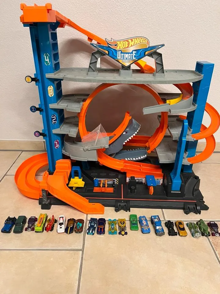 Hot Wheels Ultimate Garage