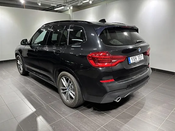BMW X3 2018 photo 2