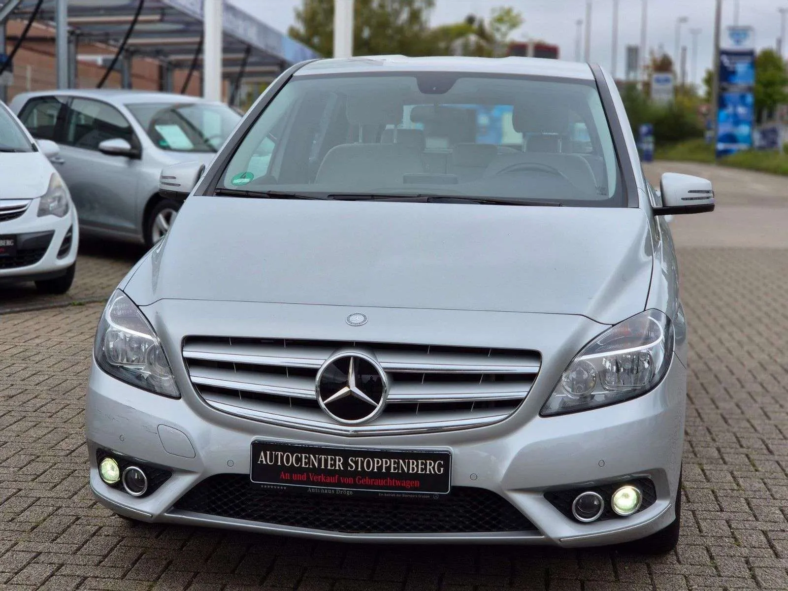 Mercedes-Benz B 200 2014 photo 5