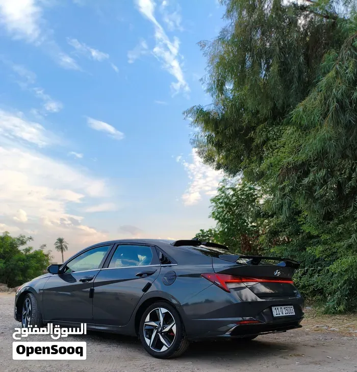 Hyundai Elantra 2023 photo 2