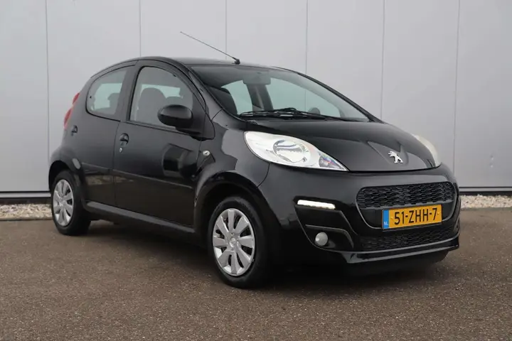 Peugeot 107 2012 photo 3