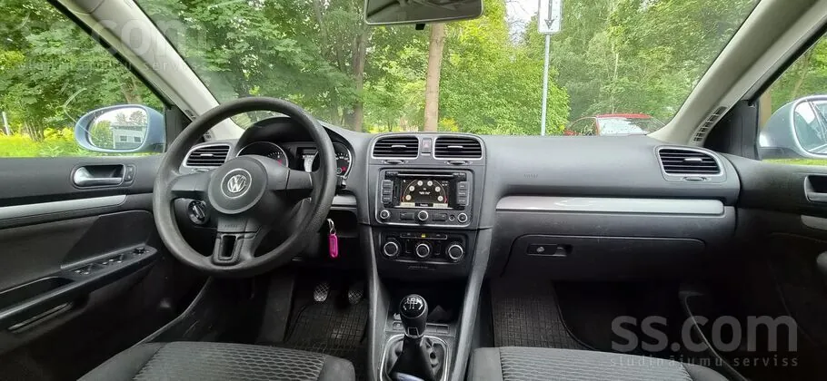 Volkswagen Golf 2013 photo 3