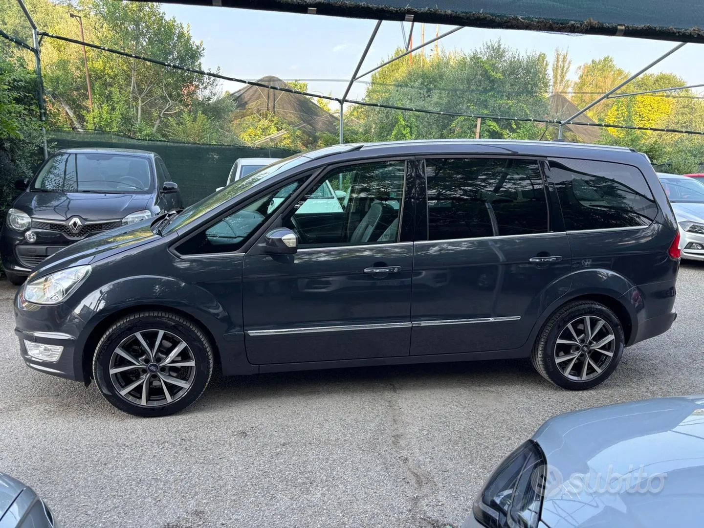 Ford Galaxy 2014 photo 4