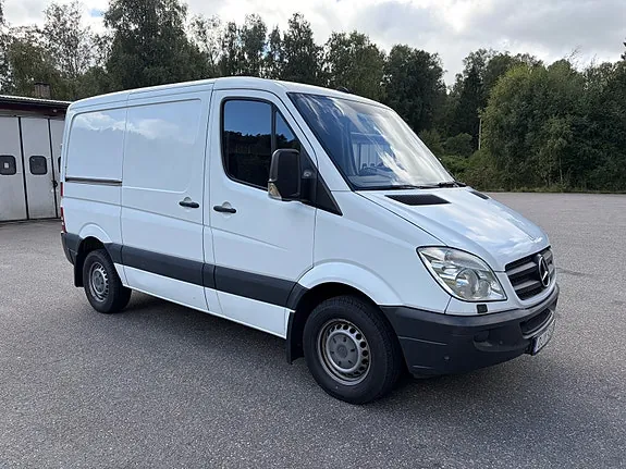 Mercedes-Benz Sprinter 2012 photo 2