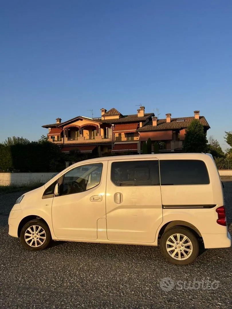 Nissan Nv200 2016 photo 4