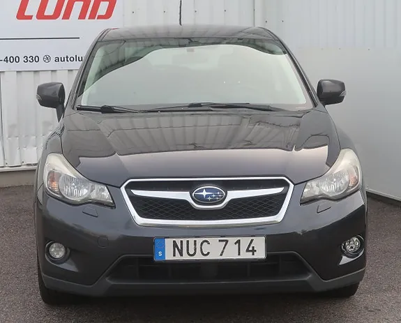 Subaru Xv 2015 photo 2