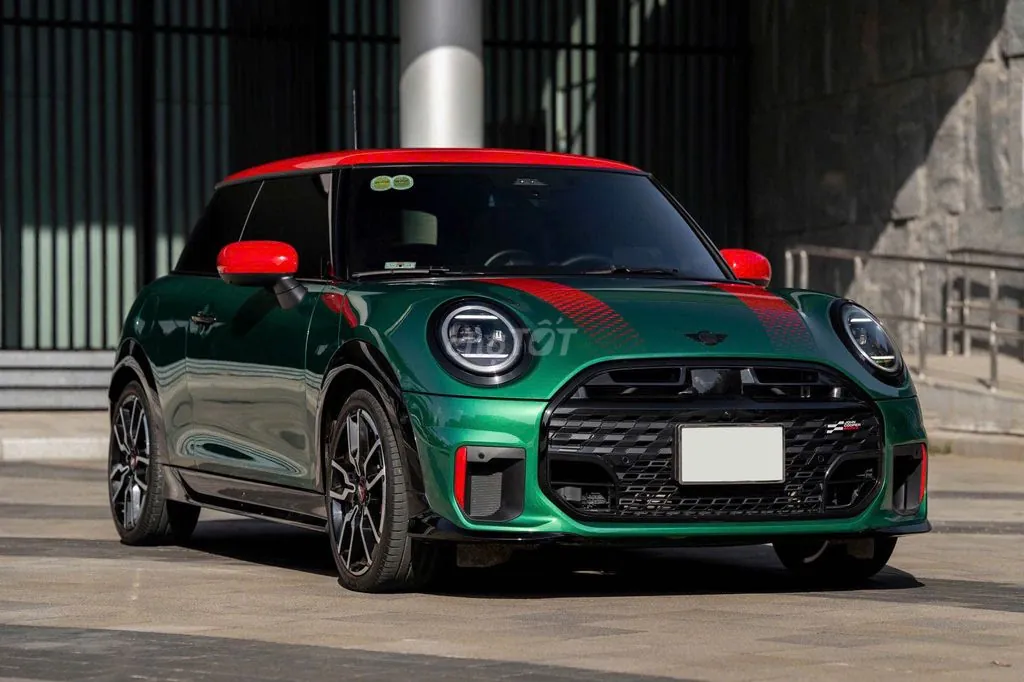 Mini John Cooper Works 2026 photo 2