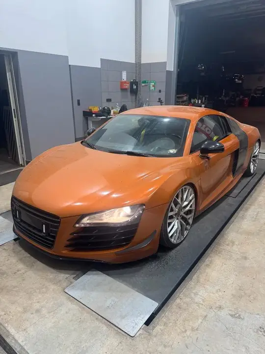 Audi R8