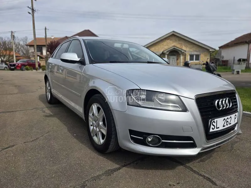 Audi A3 2011 photo 3