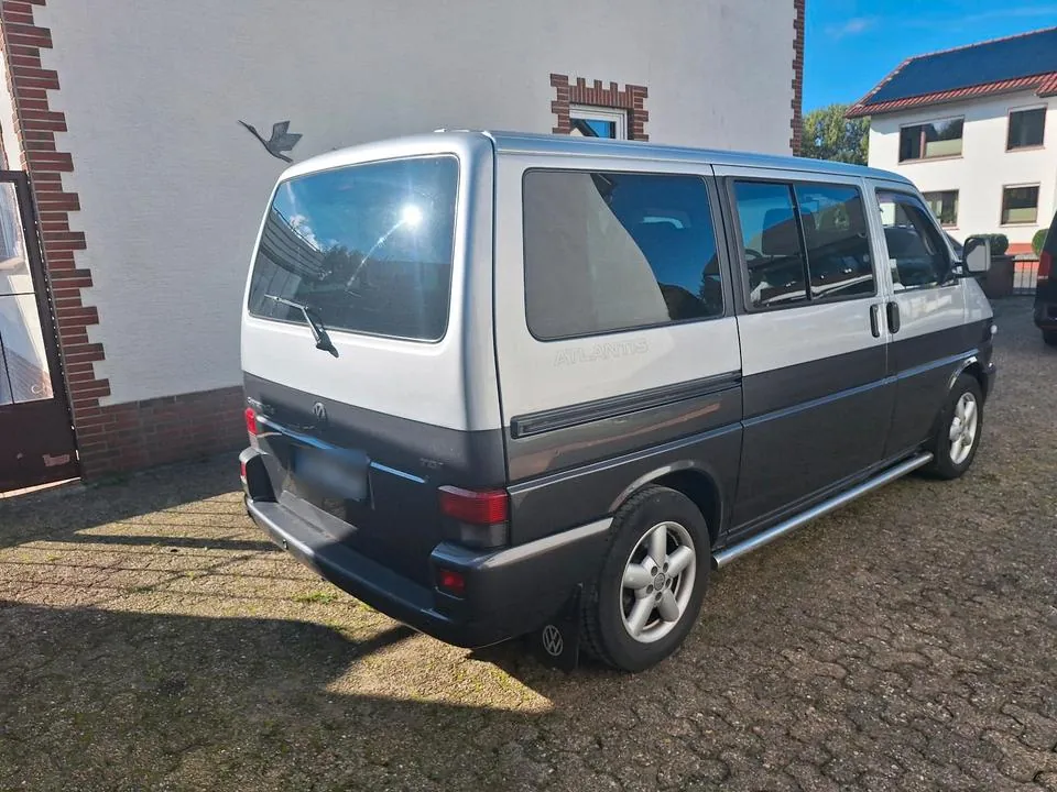 Volkswagen T4 Caravelle