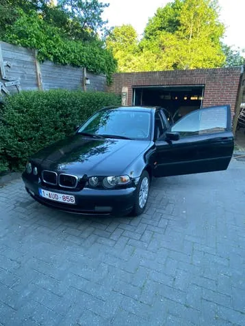 BMW 318