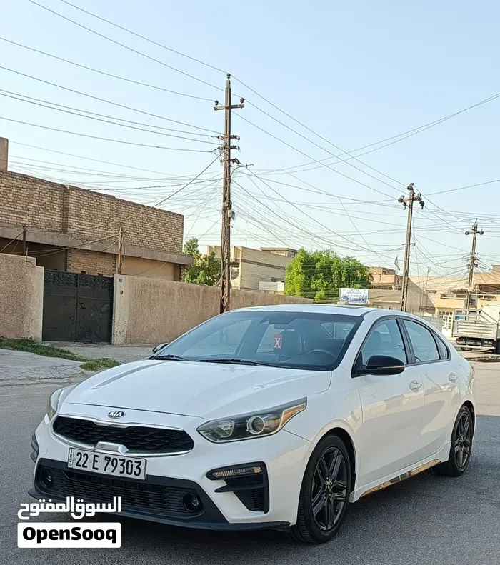 Kia Forte 2021 photo 2