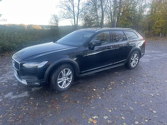Volvo V90 Cross Country