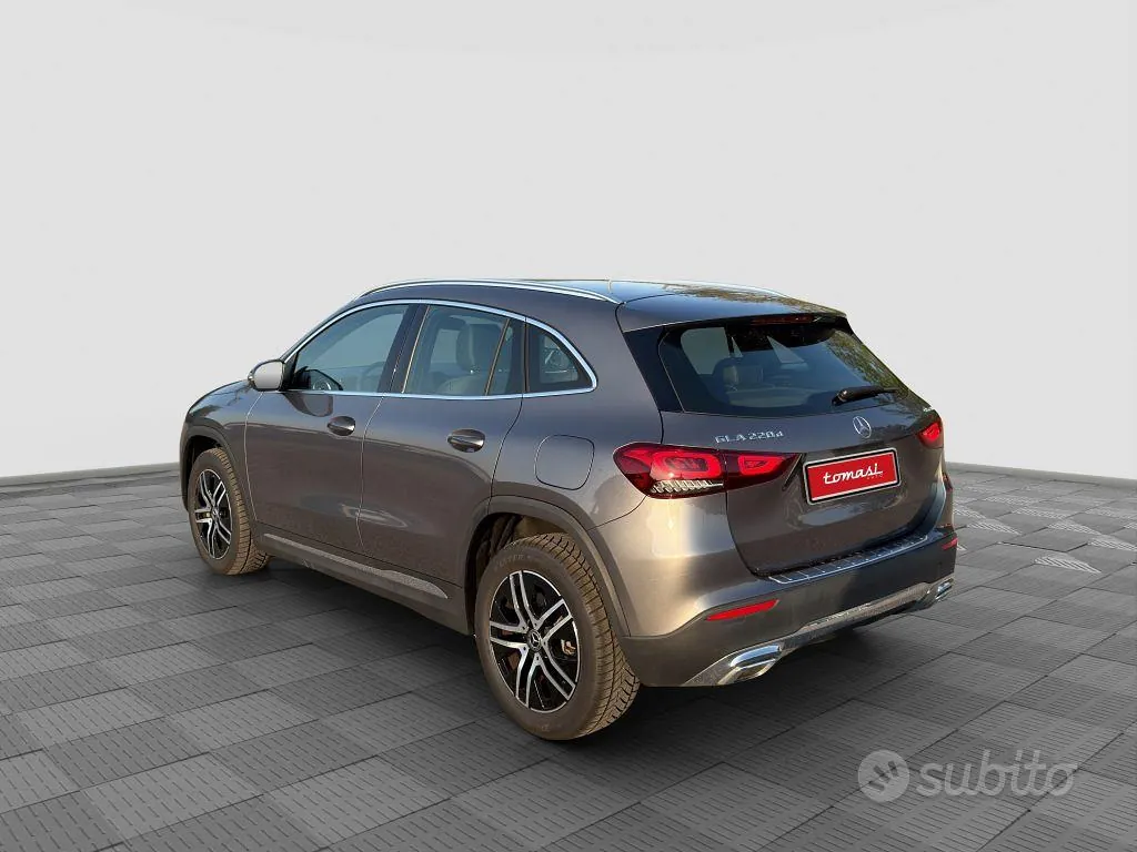 Mercedes-Benz Gla 2023 photo 3