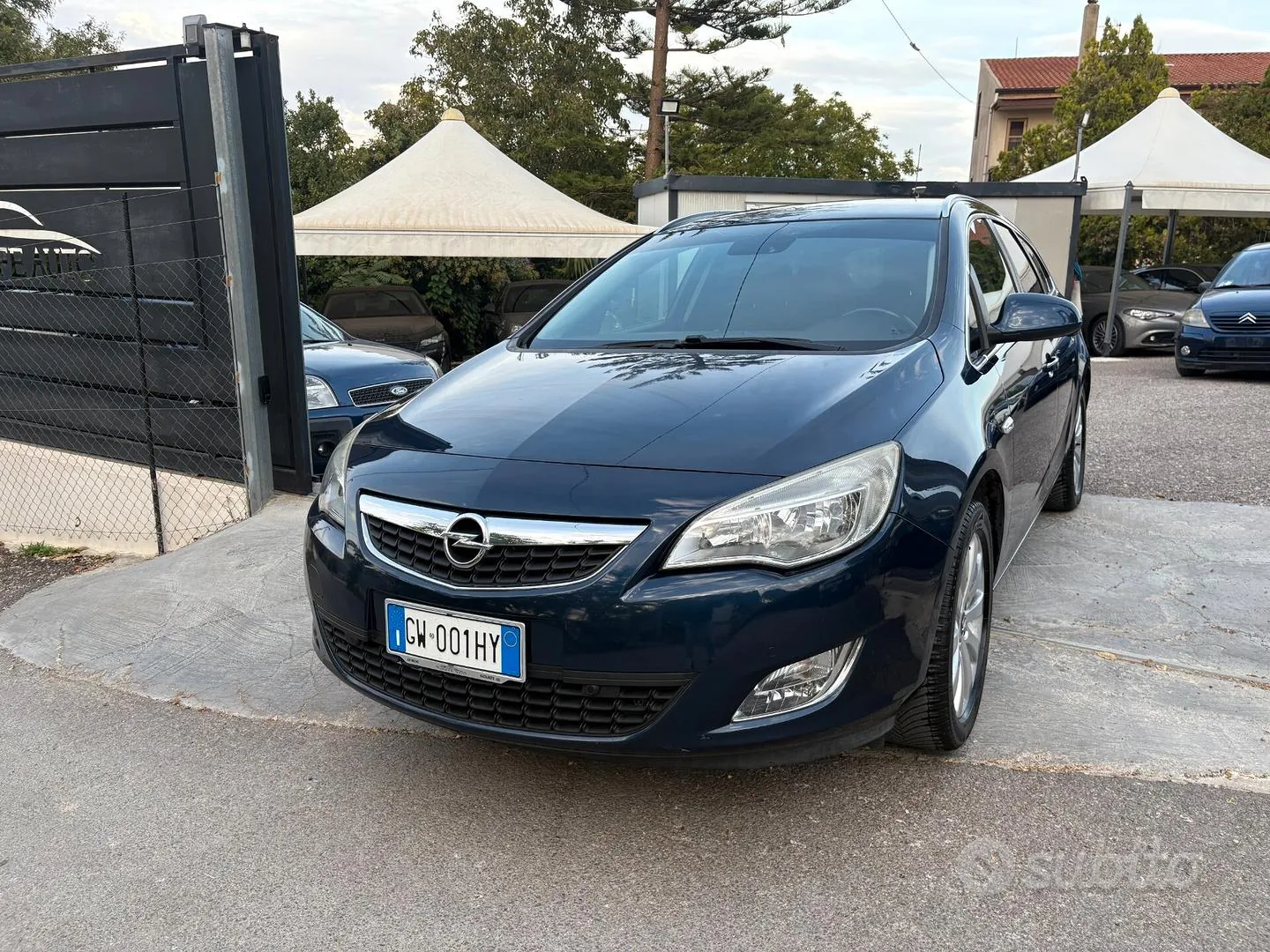 Opel Astra 2012 photo 3