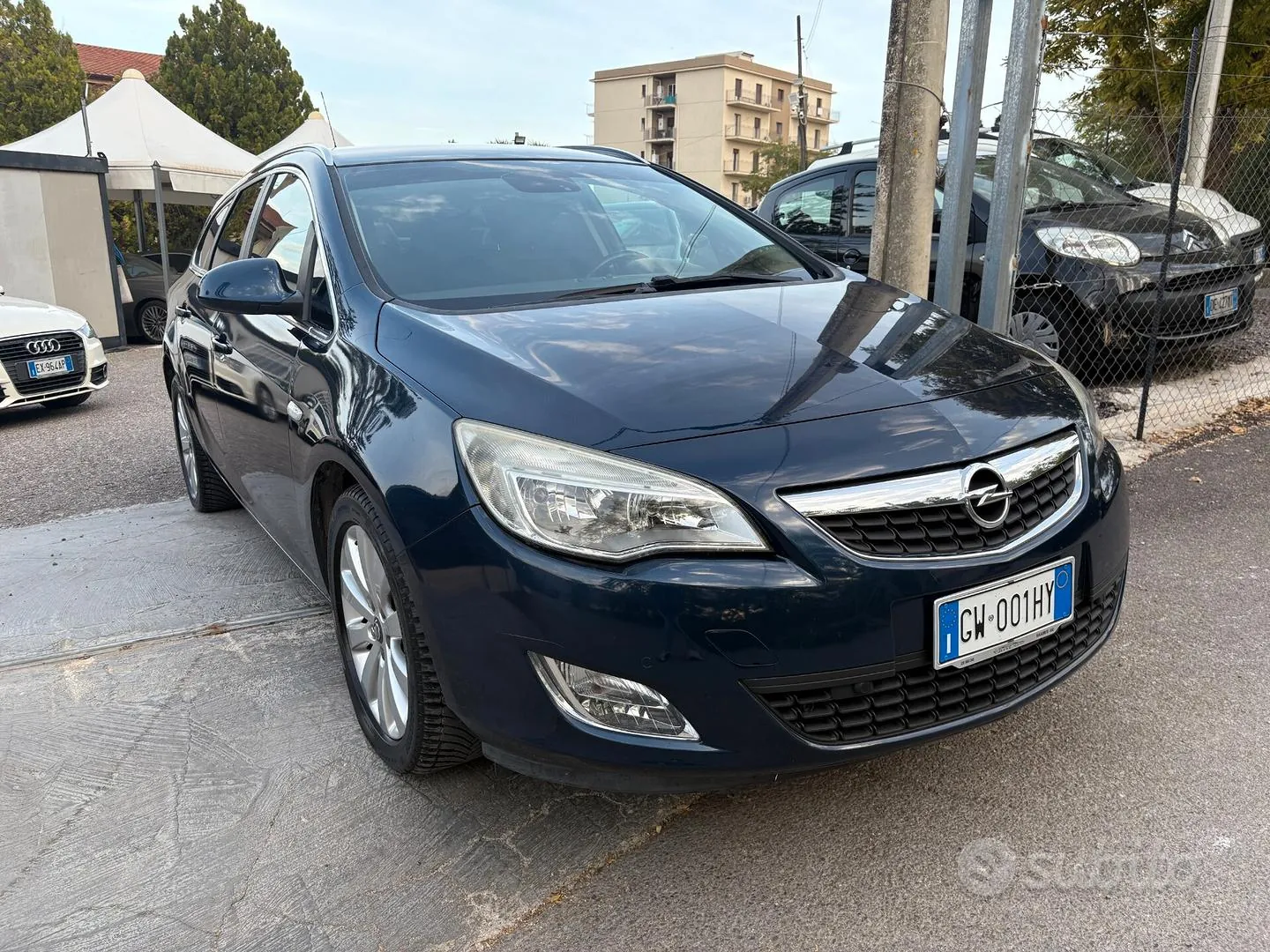 Opel Astra 2012 photo 4