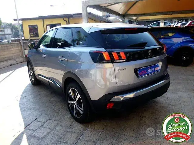 Peugeot 3008 2019 photo 5