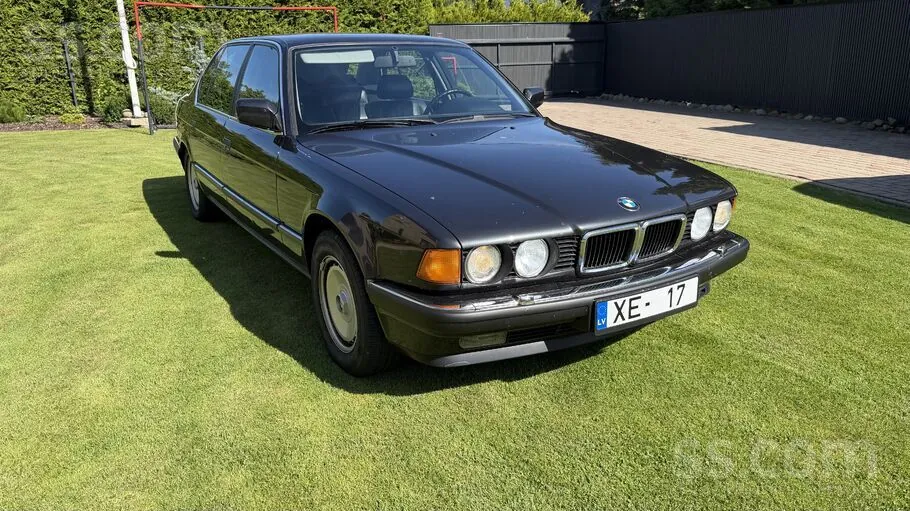BMW 7 Series 1989 photo 4