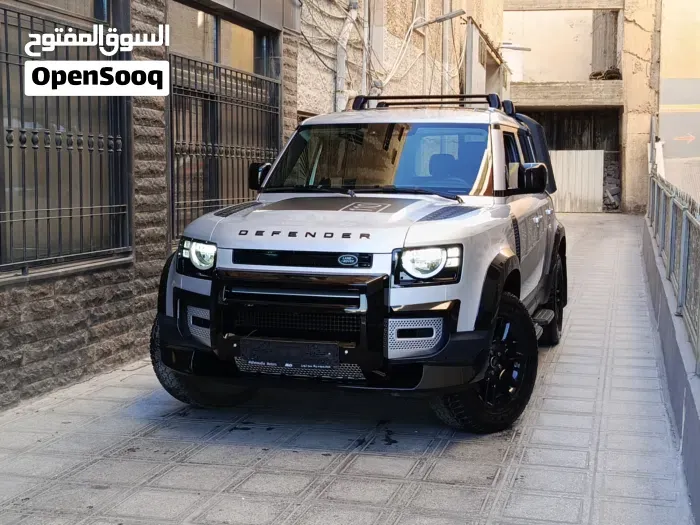 Land Rover Defender 2023 photo 5