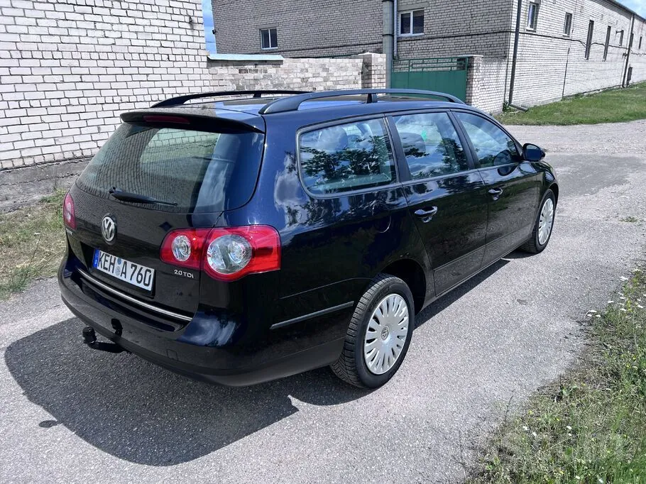 Volkswagen Passat 2009 photo 4