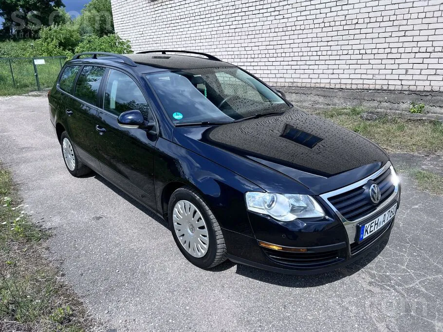 Volkswagen Passat 2009 photo 2