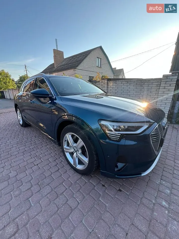 Audi E-Tron 2019 photo 3