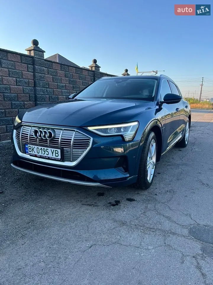 Audi E-Tron