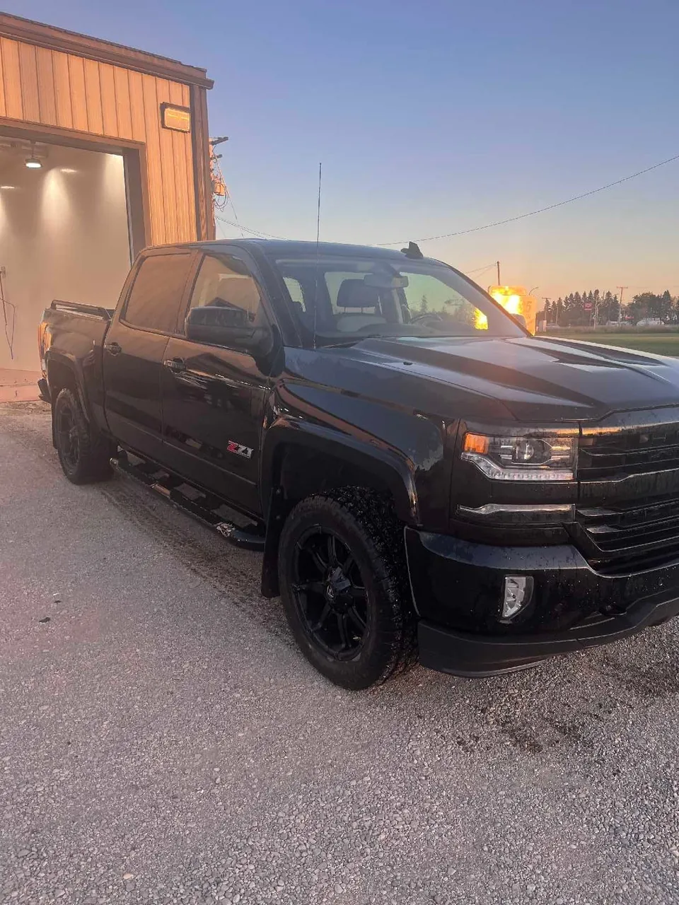Chevrolet Silverado 1500 2017 photo 2