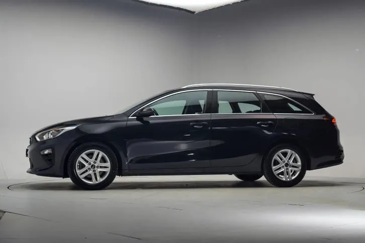Kia Ceed Sportswagon 2021 photo 2