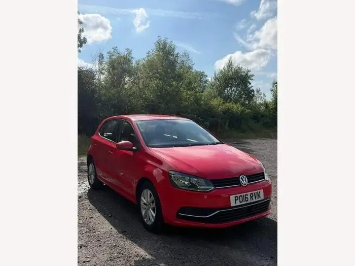 Volkswagen Polo 2016 photo 2