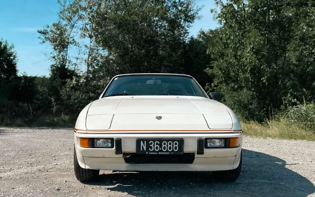 Porsche 924 1980 photo 3