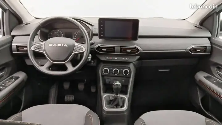 Dacia Sandero 2023 photo 3