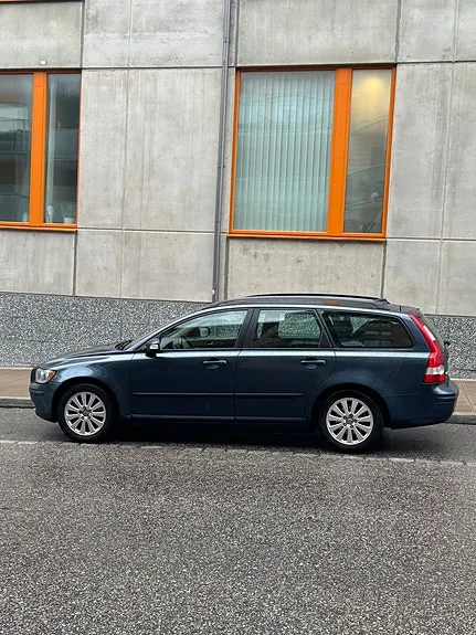 Volvo V50