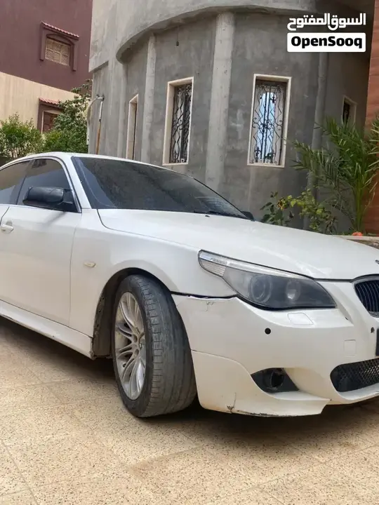 BMW 5 Series 2008 photo 2