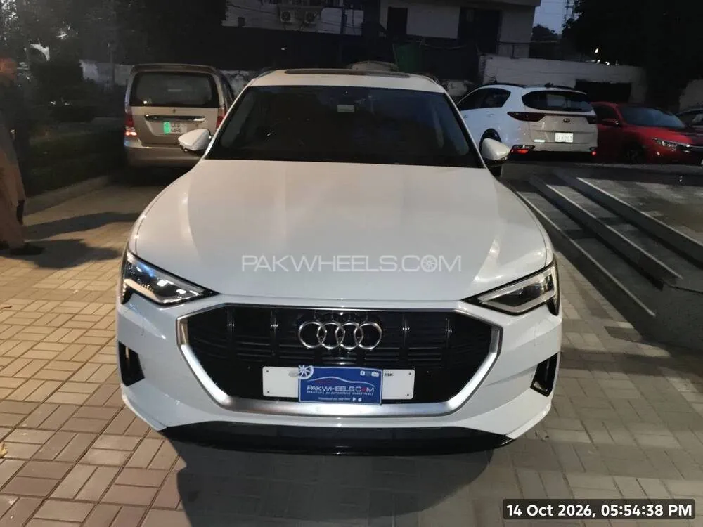Audi E-Tron