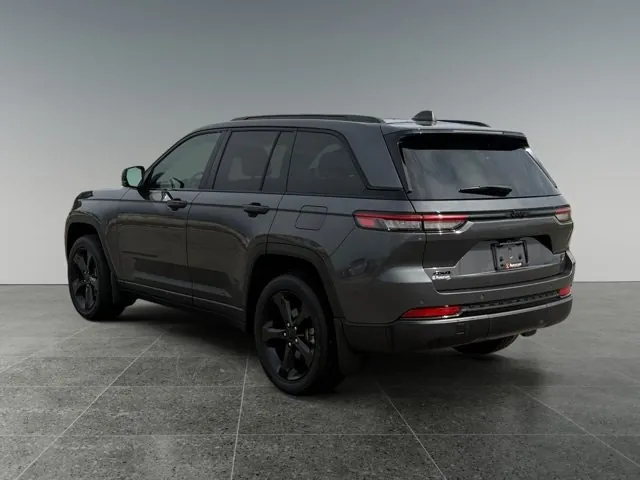Jeep Grand Cherokee 2024 photo 4