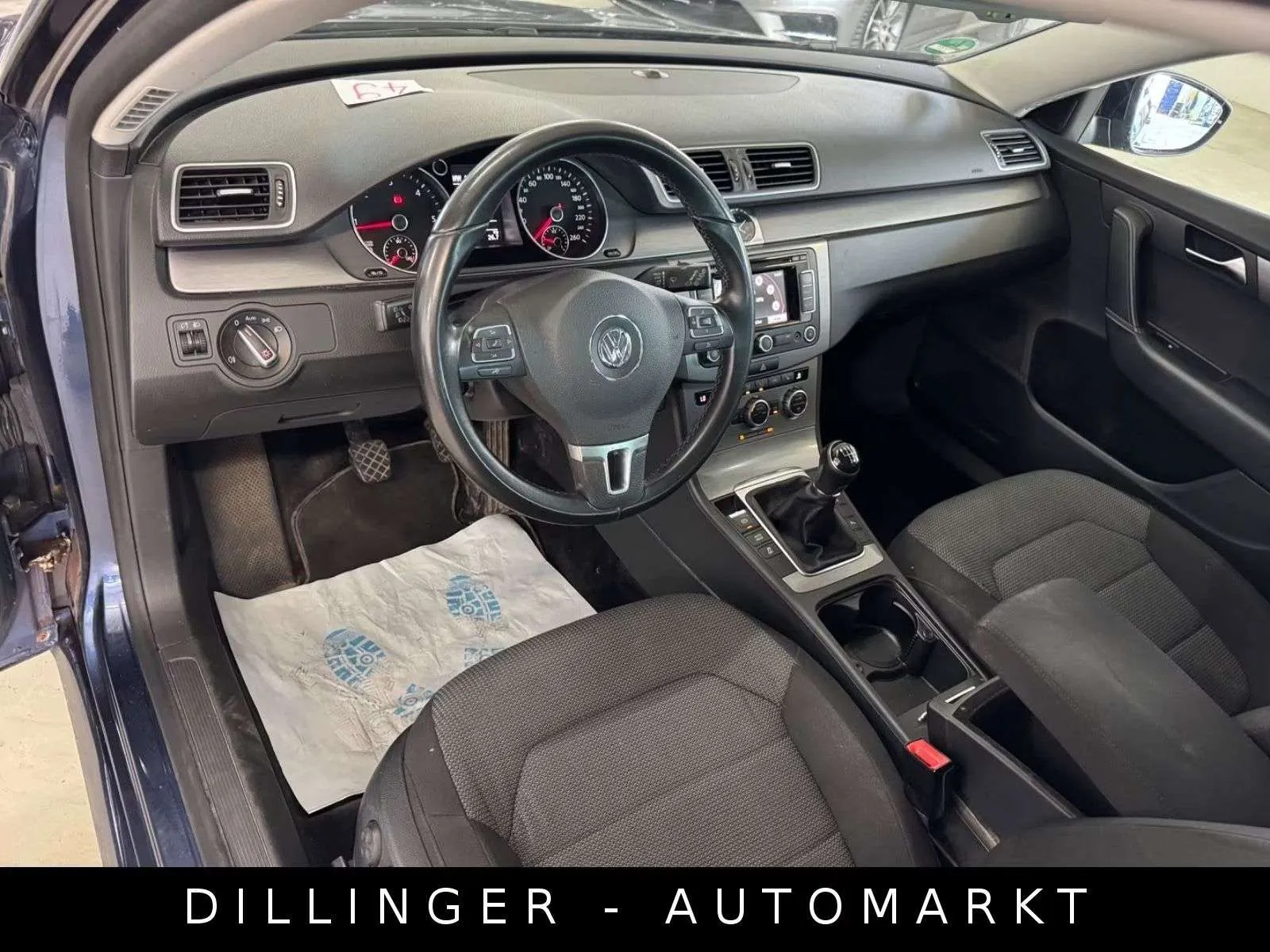 Volkswagen Passat 2012 photo 4