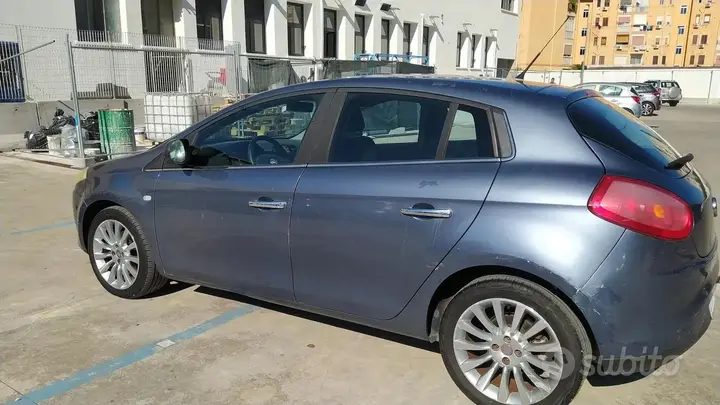 Fiat Bravo 2009 photo 2