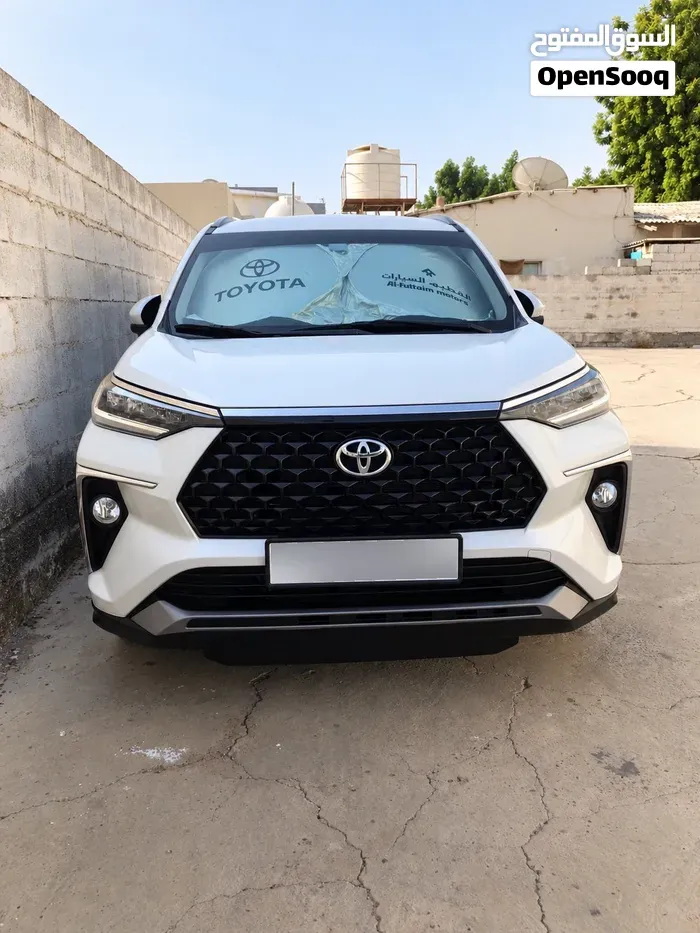 Toyota Veloz 2024 photo 3